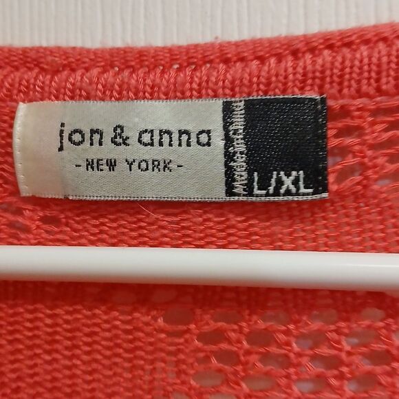 Jon & anna New York, Coral Knit Top, Size L/XL - Picture 3 of 6